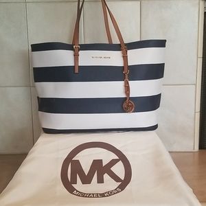 Michael Kors tote